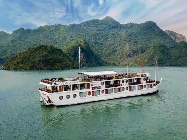 Du thuyền Calypso Cruises 5 sao