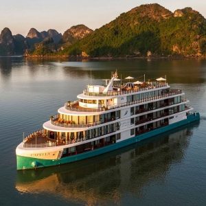 Du thuyền Capella Cruises 5 sao